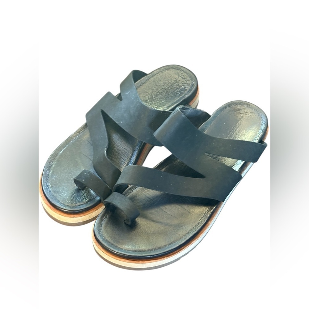 Merrell Juno black leather Wrap Sandals size 10 preloved excellent condition